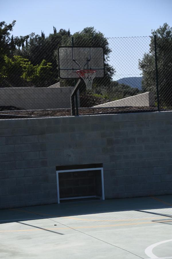 Lagar Del Chorro Junto Caminito Del Rey Piscina Y Baloncesto Apartment Exterior foto