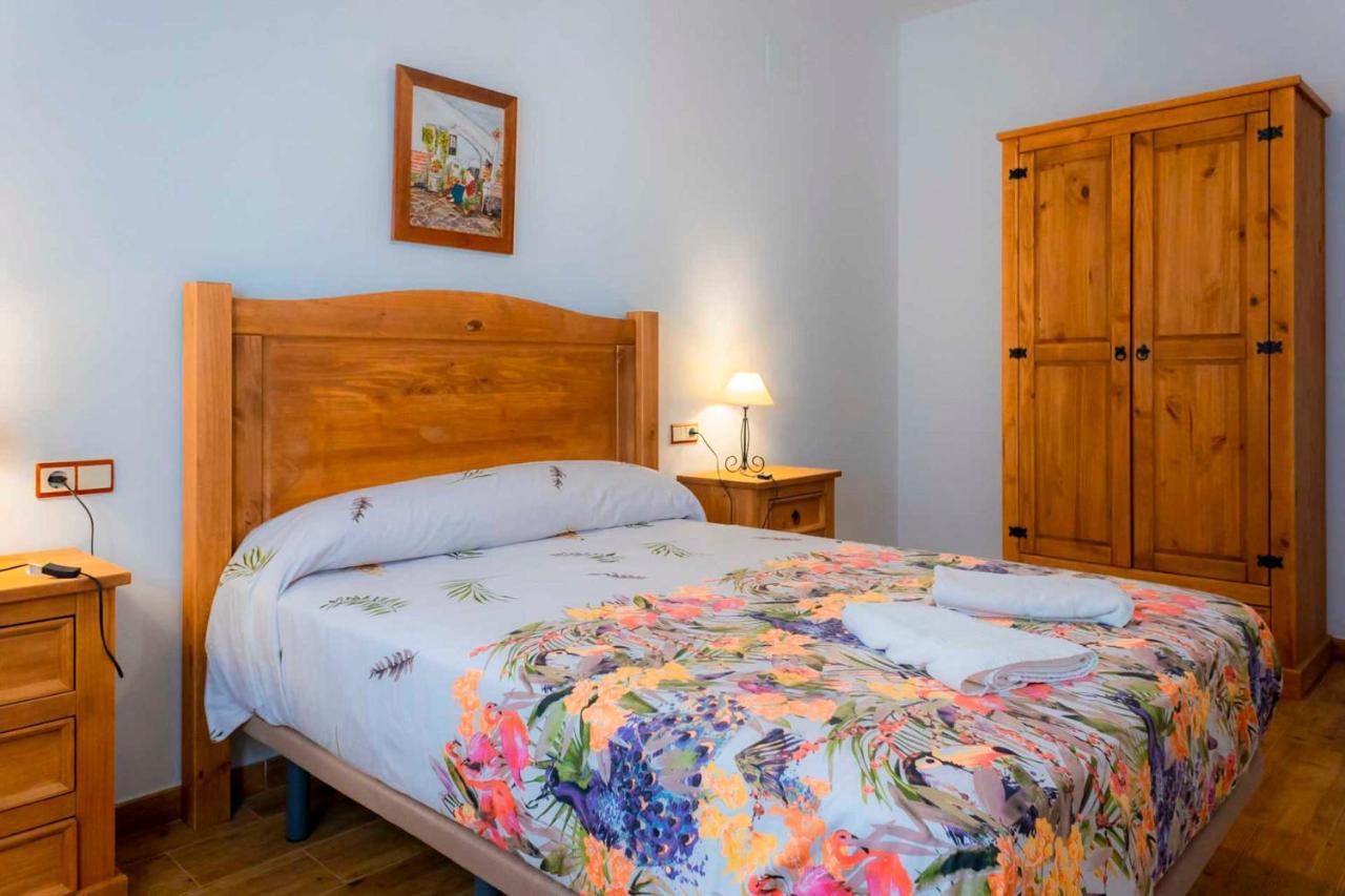 Lagar Del Chorro Junto Caminito Del Rey Piscina Y Baloncesto Apartment Exterior foto
