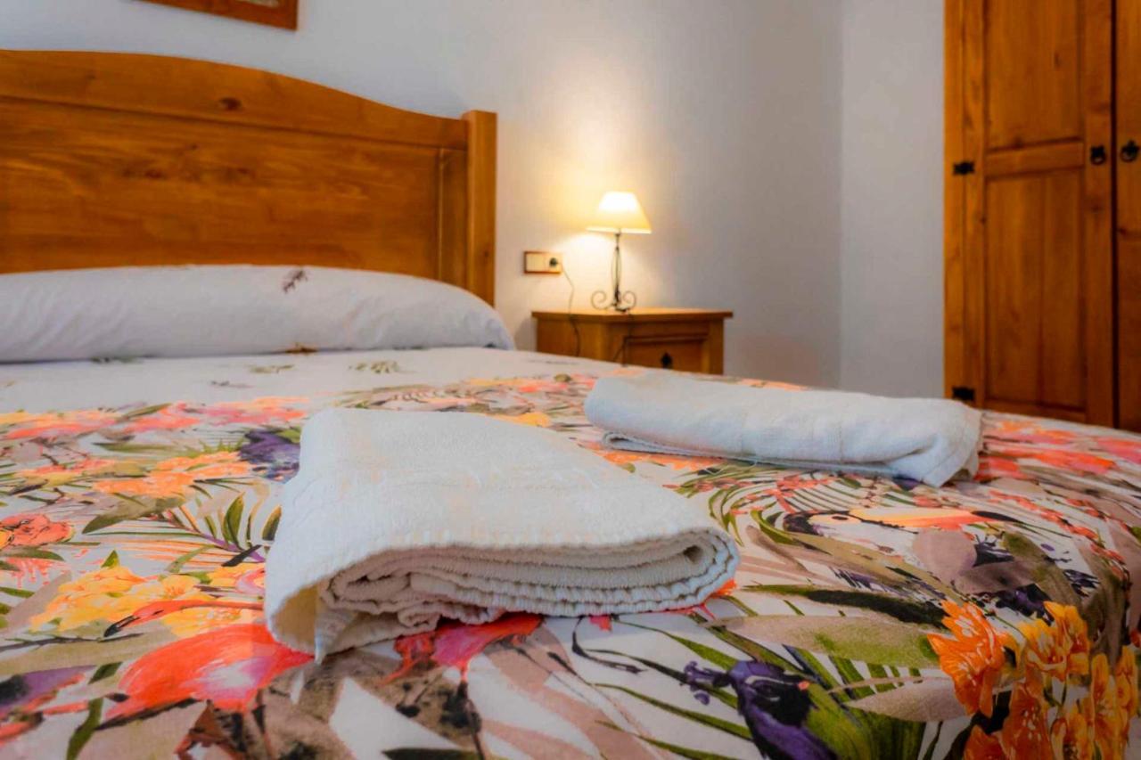 Lagar Del Chorro Junto Caminito Del Rey Piscina Y Baloncesto Apartment Exterior foto