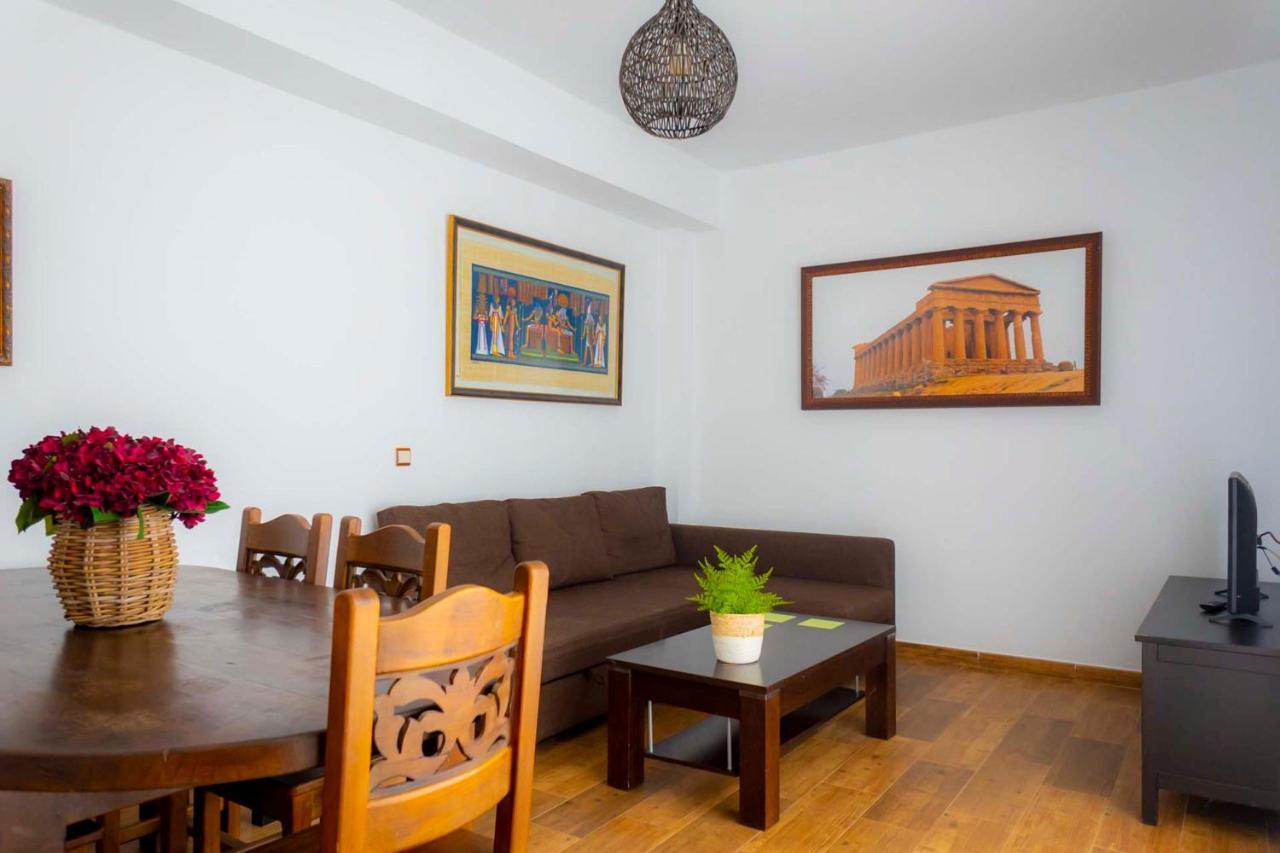 Lagar Del Chorro Junto Caminito Del Rey Piscina Y Baloncesto Apartment Exterior foto