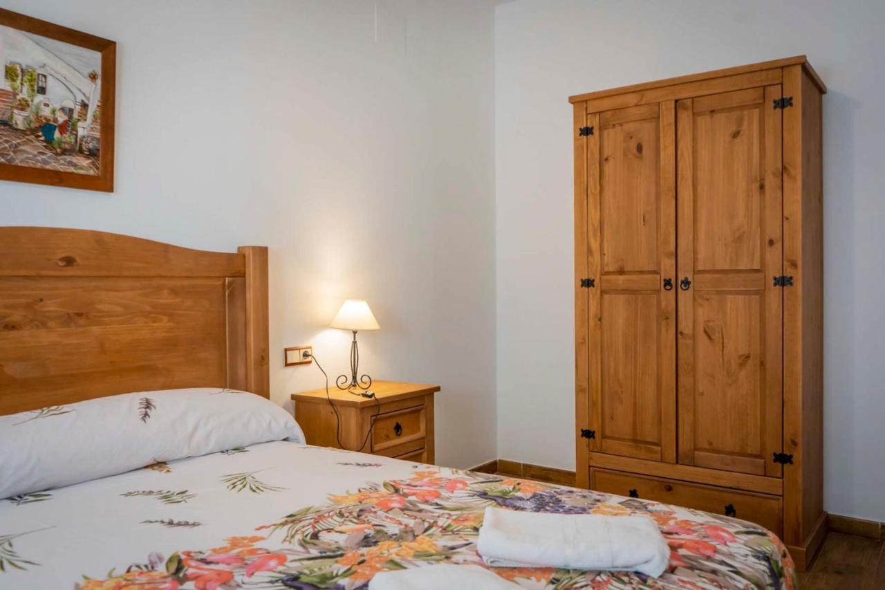 Lagar Del Chorro Junto Caminito Del Rey Piscina Y Baloncesto Apartment Exterior foto