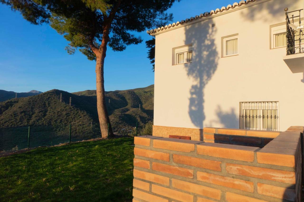 Lagar Del Chorro Junto Caminito Del Rey Piscina Y Baloncesto Apartment Exterior foto